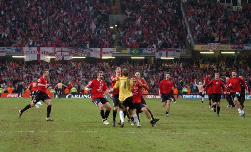 Other image for Final whistle blown on Keith’s career pitchside